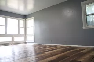 8523 W Glendale Ave, Milwaukee, WI 53225 - Photo 6