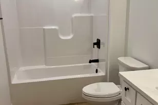 1351 Annapolis Dr, Holmen, WI 54636 - Photo 10