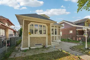 1226 S 28th St, Milwaukee, WI 53215 - Photo 2