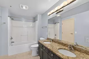 234 E Reservoir Ave, Milwaukee, WI 53212 - Photo 36