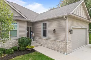 460 S Stone Rdg Dr, Lake Geneva, WI 53147 - Photo 34