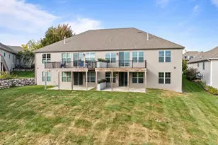 460 S Stone Rdg Dr, Lake Geneva, WI 53147 - Photo 36