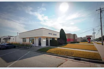 256 S Pine St, Burlington, WI 53105 - Photo 2