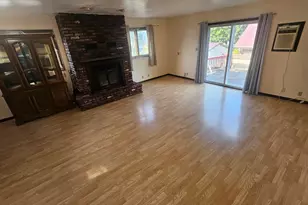 2002 N 8th St, Sheboygan, WI 53081 - Photo 12