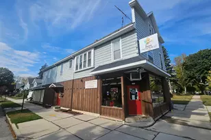 2002 N 8th St, Sheboygan, WI 53081 - Photo 36