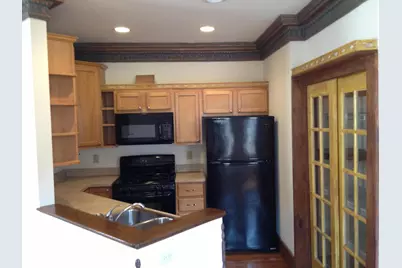 906 S 5th St #201, Milwaukee, WI 53204 - Photo 4