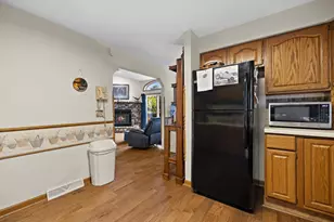 735 S 2nd St, Delavan, WI 53115 - Photo 16