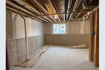 N162W21870  Poppy Rd, Jackson, WI 53037 - Photo 12