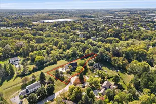 4825 W River Hollow Ct, Mequon, WI 53092 - Photo 76