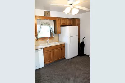 2924  South Ave, La Crosse, WI 54601 - Photo 4