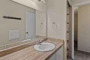 4129 W College Ave, Franklin, WI 53132 - Photo 24