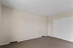 4129 W College Ave, Franklin, WI 53132 - Photo 12