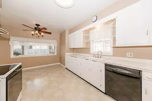 113 W Water St, Princeton, WI 54968 - Photo 16