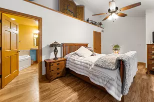 W144N10968 Fond du Lac Ave, Germantown, WI 53022 - Photo 18