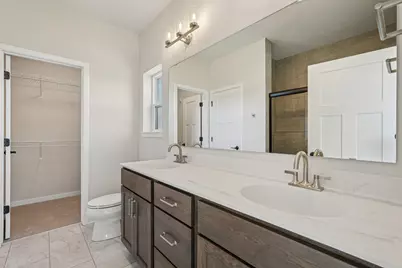 465  Sandstone St, Slinger, WI 53086 - Photo 22