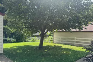 113 Coolidge Ave, Waukesha, WI 53186 - Photo 4