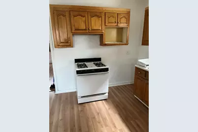 2225 N Hubbard St, Milwaukee, WI 53212 - Photo 8