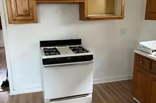 2225 N Hubbard St, Milwaukee, WI 53212 - Photo 8