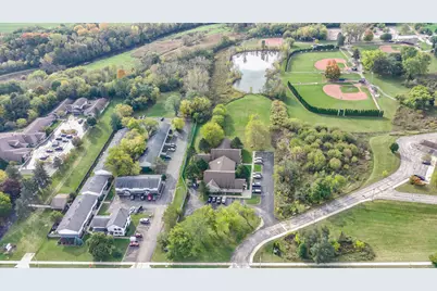 801 E Washington St, West Bend, WI 53095 - Photo 4