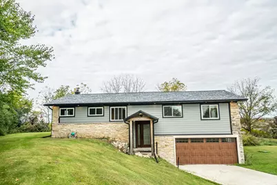 W215N5363  Ada Ct, Menomonee Falls, WI 53051 - Photo 1
