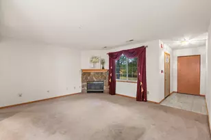 170 W Aspen Ct, Oak Creek, WI 53154 - Photo 8