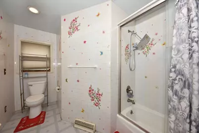 2325 W Layton Ave, Milwaukee, WI 53221 - Photo 14