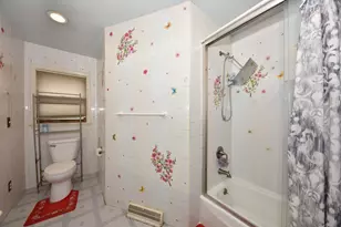 2325 W Layton Ave, Milwaukee, WI 53221 - Photo 14