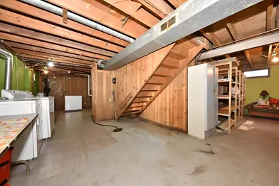 2325 W Layton Ave, Milwaukee, WI 53221 - Photo 22