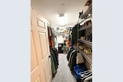 1888 N Water St #107, Milwaukee, WI 53202 - Photo 14