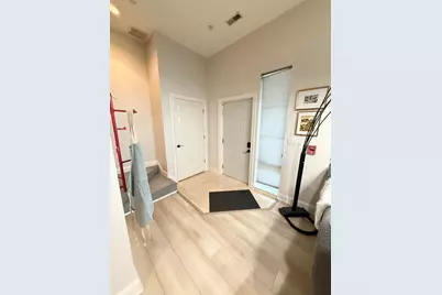 1888 N Water St #107, Milwaukee, WI 53202 - Photo 8