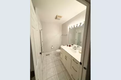 1888 N Water St #107, Milwaukee, WI 53202 - Photo 20