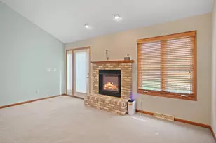 9143 Prairie Village Dr, Pleasant Prairie, WI 53142 - Photo 12