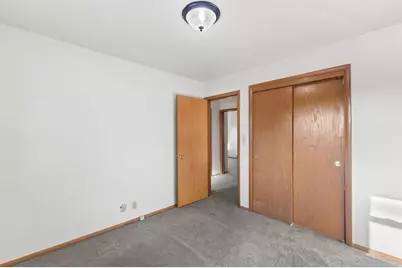 1101  Harmony Dr, Racine, WI 53402 - Photo 10