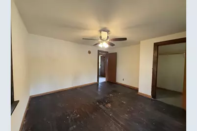 5629 N 35th St, Milwaukee, WI 53209 - Photo 10