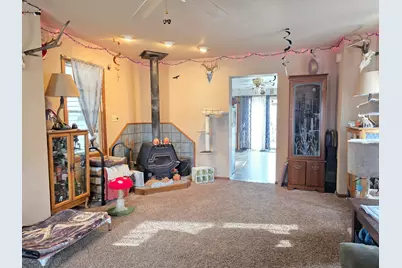 915  Cleveland St, Watertown, WI 53098 - Photo 8