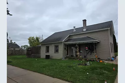 915  Cleveland St, Watertown, WI 53098 - Photo 4