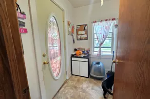 915 Cleveland St, Watertown, WI 53098 - Photo 12