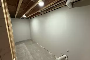 1908 Arches Dr, Holmen, WI 54636 - Photo 14