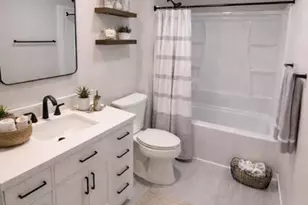 1828 Arches Dr, Holmen, WI 54636 - Photo 18