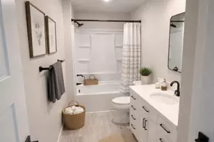 1828 Arches Dr, Holmen, WI 54636 - Photo 4