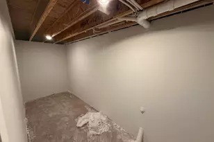 1918 Arches Dr, Holmen, WI 54636 - Photo 12