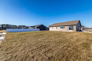 1918 Arches Dr, Holmen, WI 54636 - Photo 30