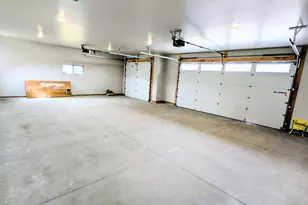 1918 Arches Dr, Holmen, WI 54636 - Photo 28