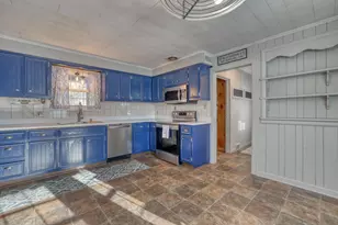 11031 W Ruby Ave, Wauwatosa, WI 53225 - Photo 14