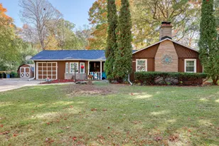 11031 W Ruby Ave, Wauwatosa, WI 53225 - Photo 2