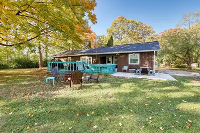 11031 W Ruby Ave, Wauwatosa, WI 53225 - Photo 6