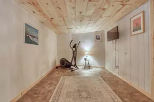 11031 W Ruby Ave, Wauwatosa, WI 53225 - Photo 48