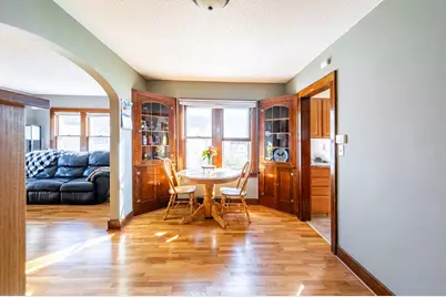 2427  Loomis St, La Crosse, WI 54603 - Photo 6