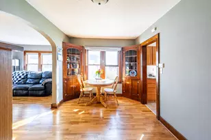 2427 Loomis St, La Crosse, WI 54603 - Photo 6