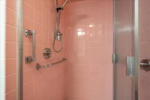 1610 N Prospect Ave, Milwaukee, WI 53202 - Photo 24